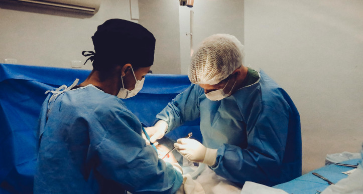 surgeons operating